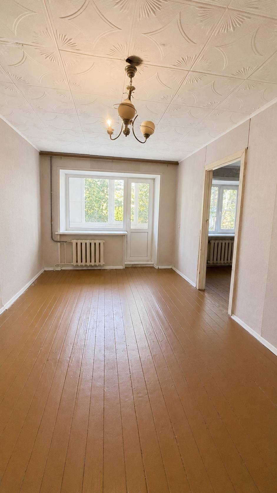 Квартира, которая работает на вас

Екатеринбург, ул. Бебеля, 127
42,7 м² | 2 этаж | окна во двор | 4 500 000 ₽

Есть квартиры, которые приходится долго «продавать» арендаторам. 
А есть пространства, где всё уже складывается правильно: удобный этаж, понятная планировка, развитый район и транспорт пра